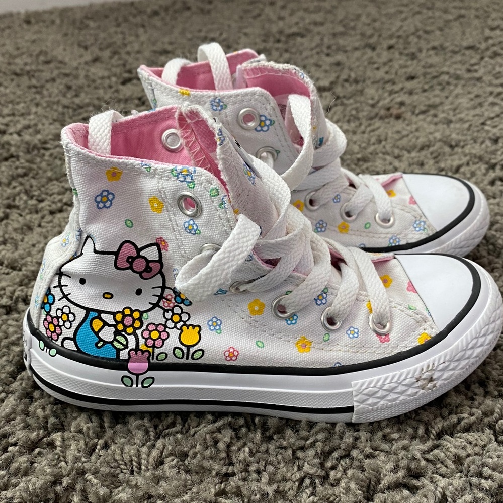 Converse kids hello kitty sneakers